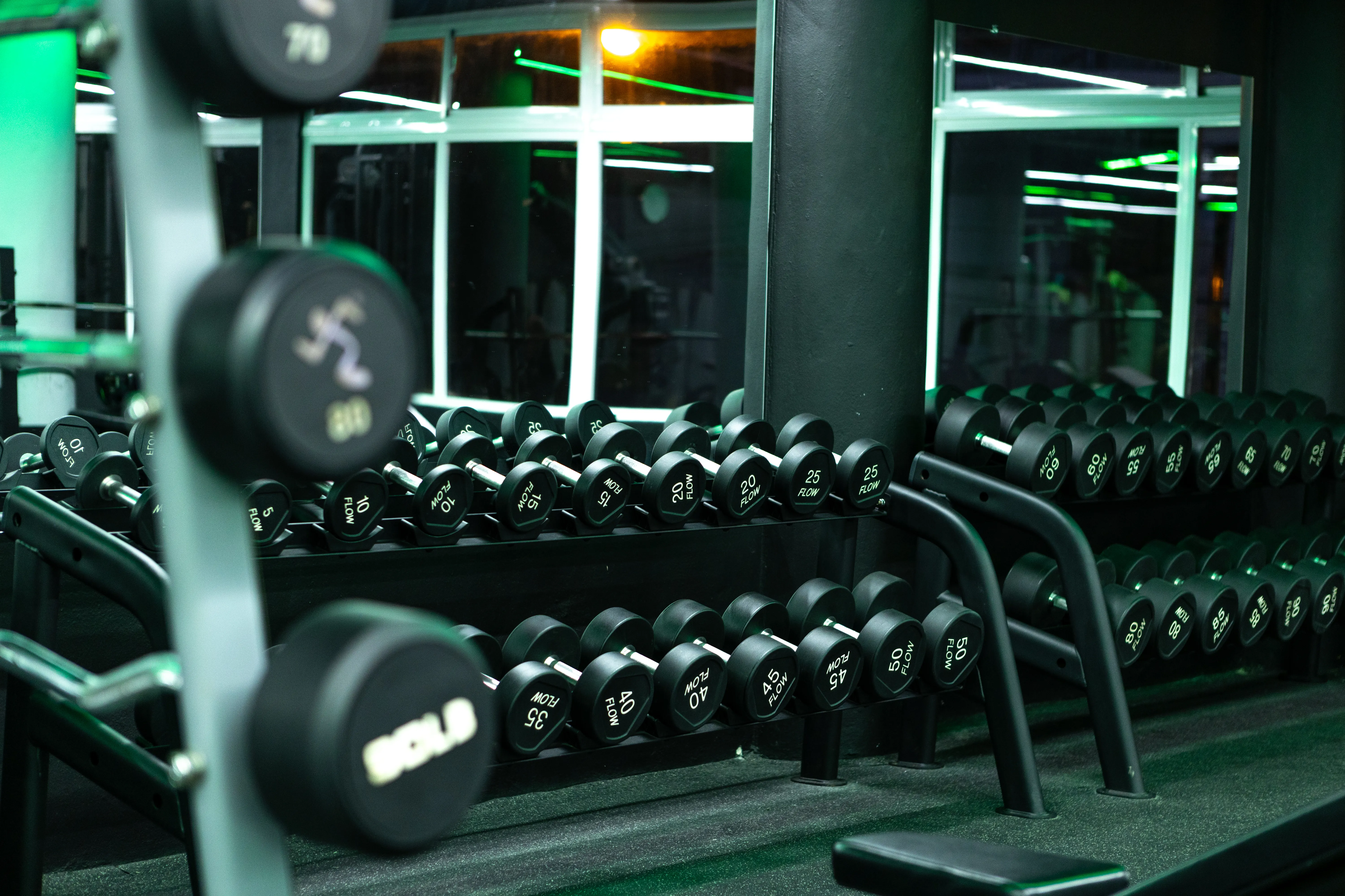 Gimnasio moderno WorkFit en Sosúa con equipamiento de alta gama